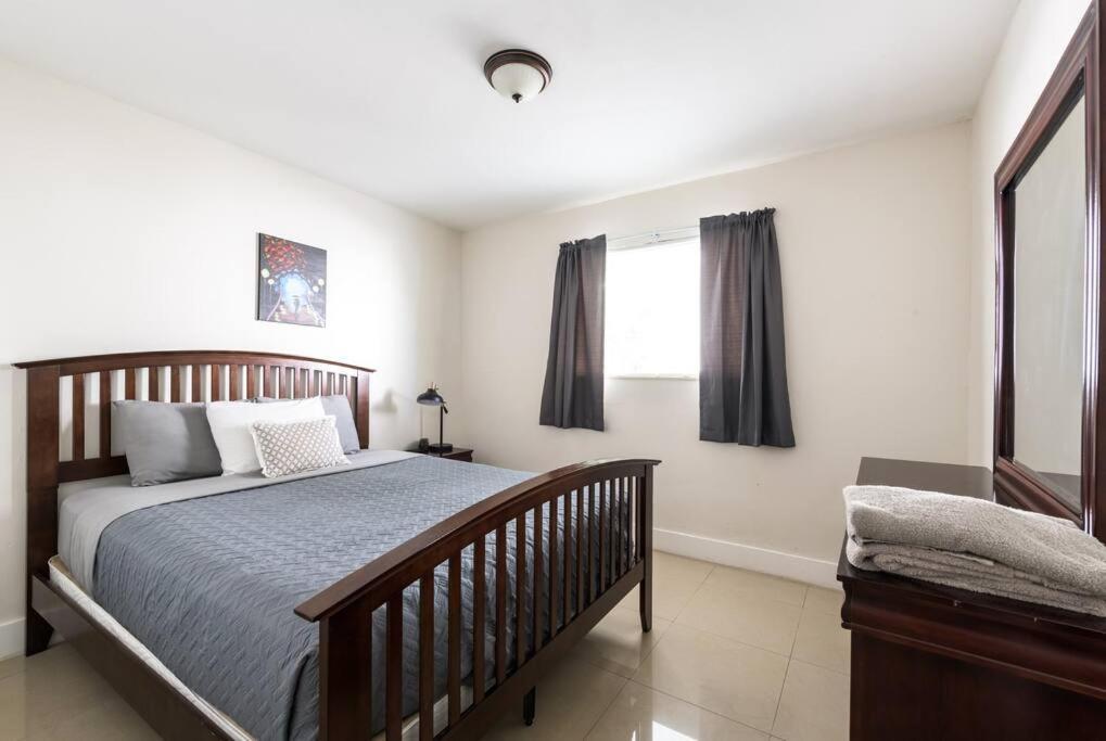 A1 - Endless Summer Vacation Rentals - Affordable Luxury Near Downtown 포트 로더데일 외부 사진