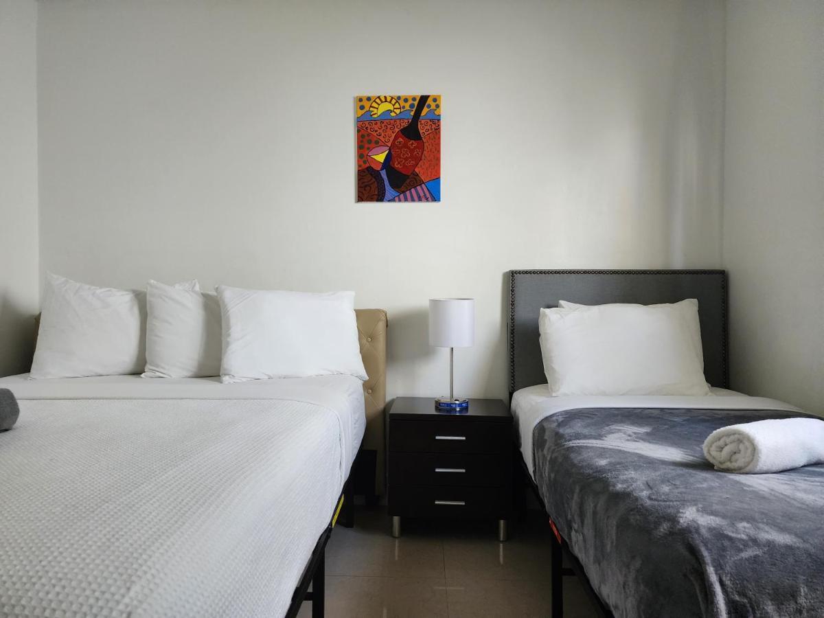 A1 - Endless Summer Vacation Rentals - Affordable Luxury Near Downtown 포트 로더데일 외부 사진